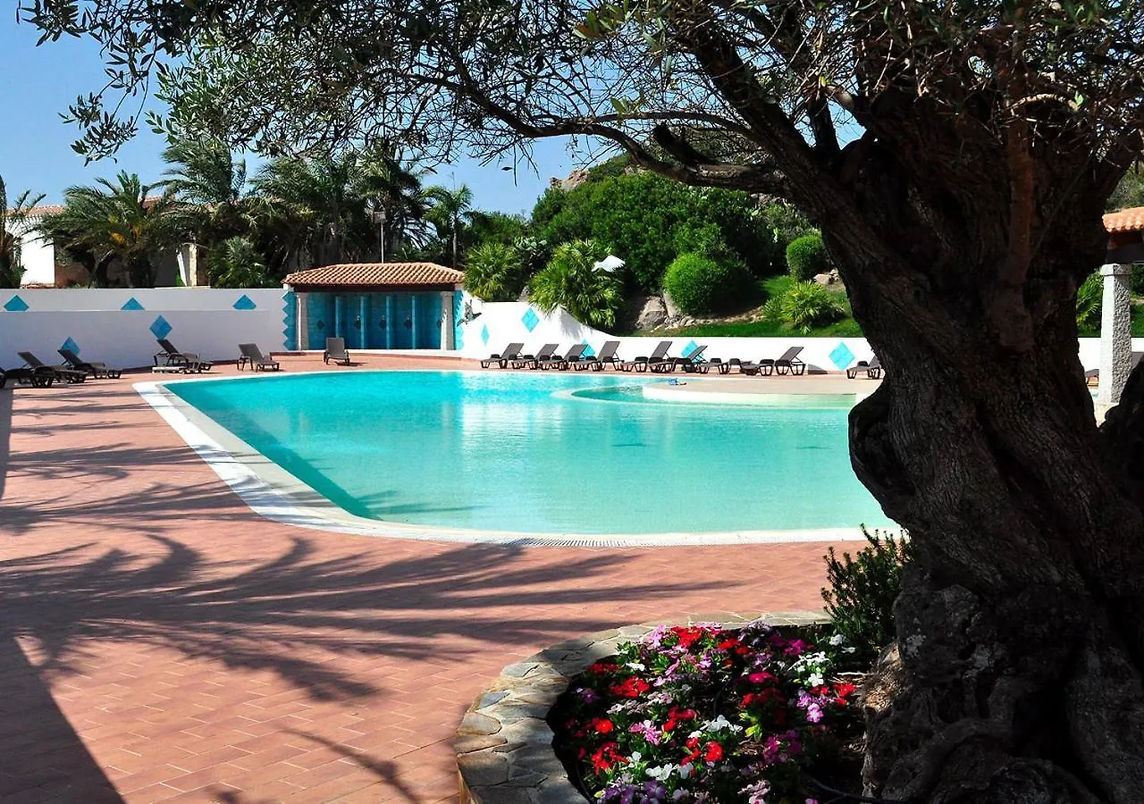 Le Rocce Antiche Hotel Resort Sant'Antioco 4*,