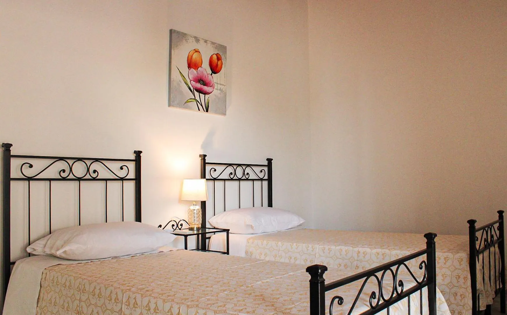 Hotel Le Rocce Antiche Resort SantʼAntìoco