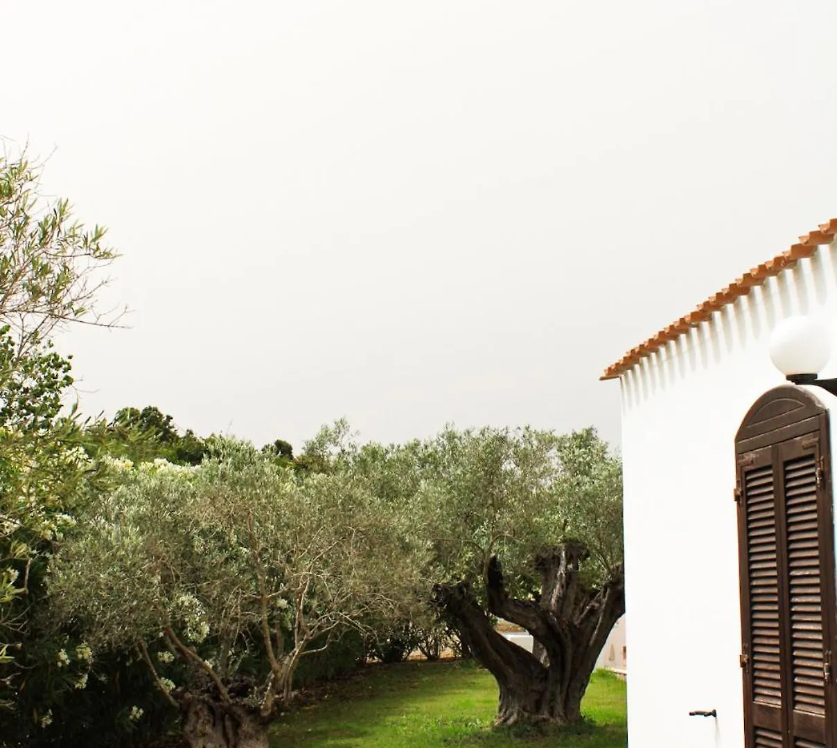 Le Rocce Antiche Hotel Resort SantʼAntìoco